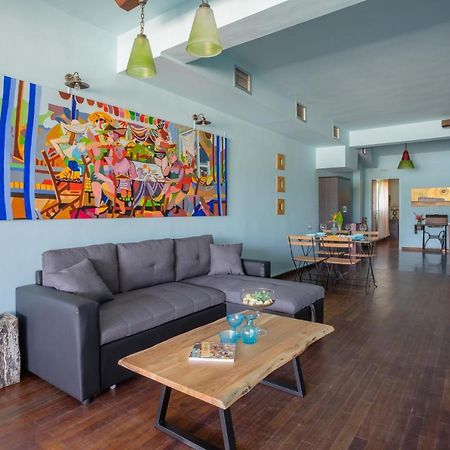 Out Of The Blue Apartment Нидри Екстериор снимка