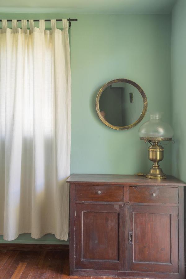 Out Of The Blue Apartment Нидри Екстериор снимка